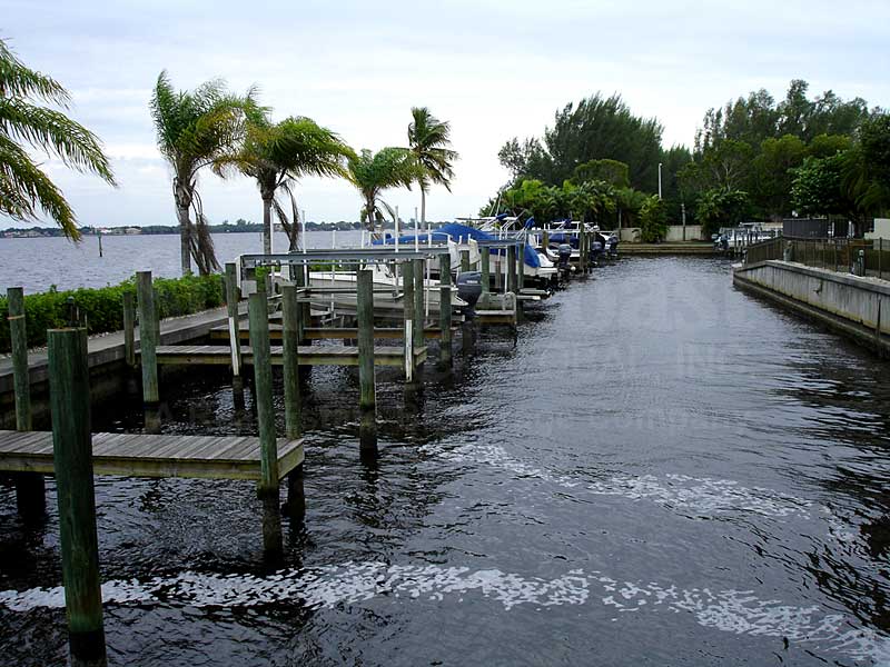 Rivers III Docks